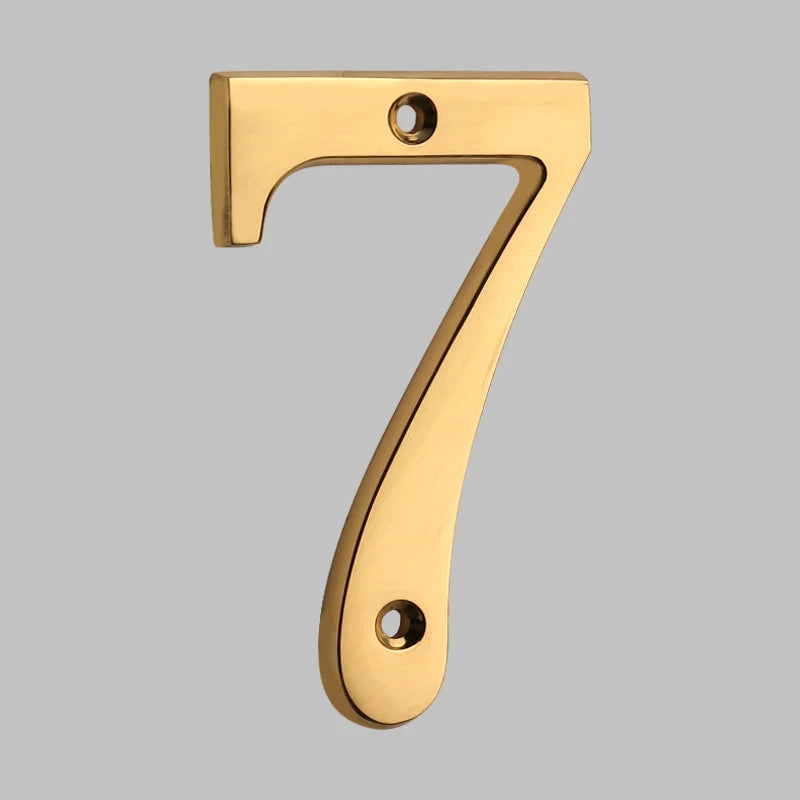 Massive Messing Husnummer i Klassisk Design