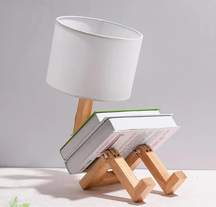 Træbordlampe med Indbygget Bogholder – Moderne Design