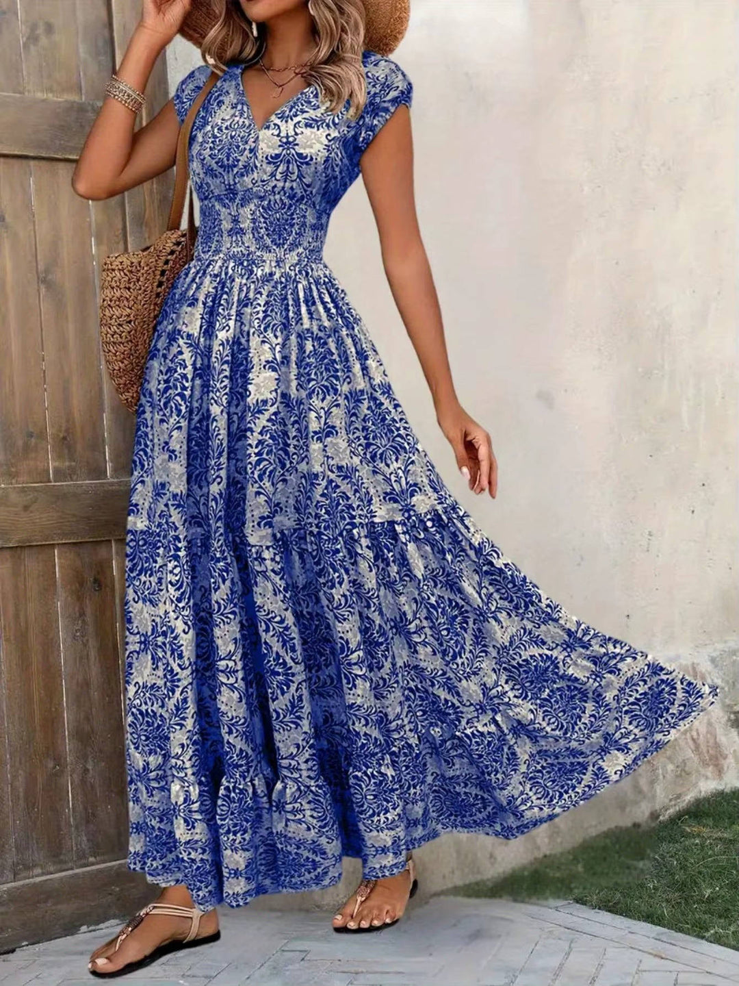 Sienna | Kvinders Smocked Boho Print Tiered Maxi Kjole