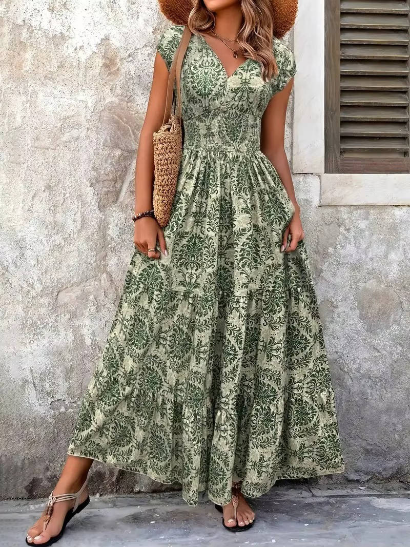 Sienna | Kvinders Smocked Boho Print Tiered Maxi Kjole