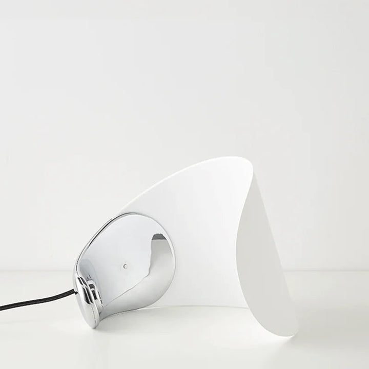 Justerbar LED skrivebordslampe i Halvmåne-design