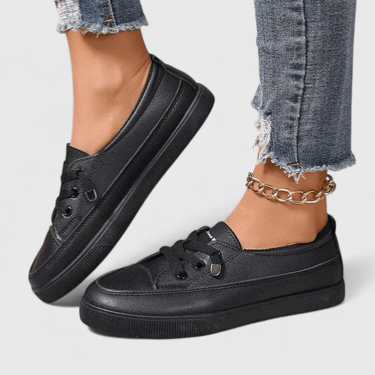 Julia | Damernes Forårs Klassiske Snørresneakers
