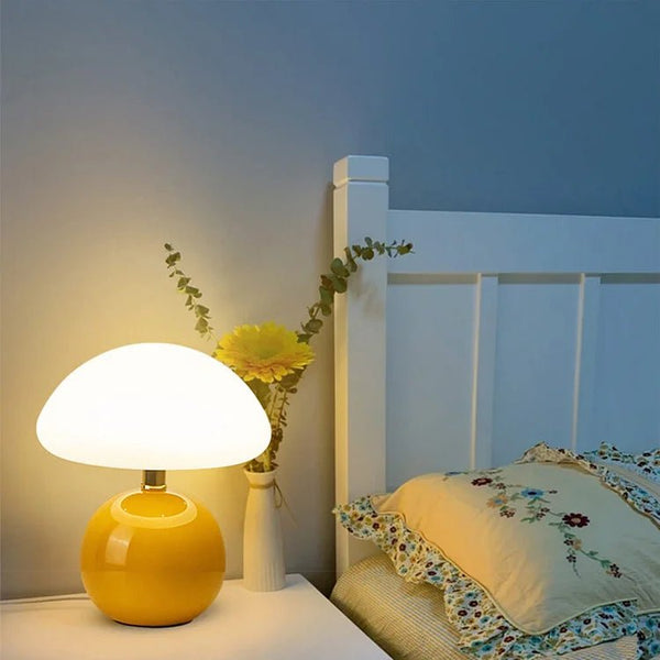 Keramisk Svampelampe med LED Lys og Elegant Design
