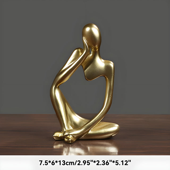 Sandfarvet Abstrakt Yoga Skulptur i Skandinavisk Design