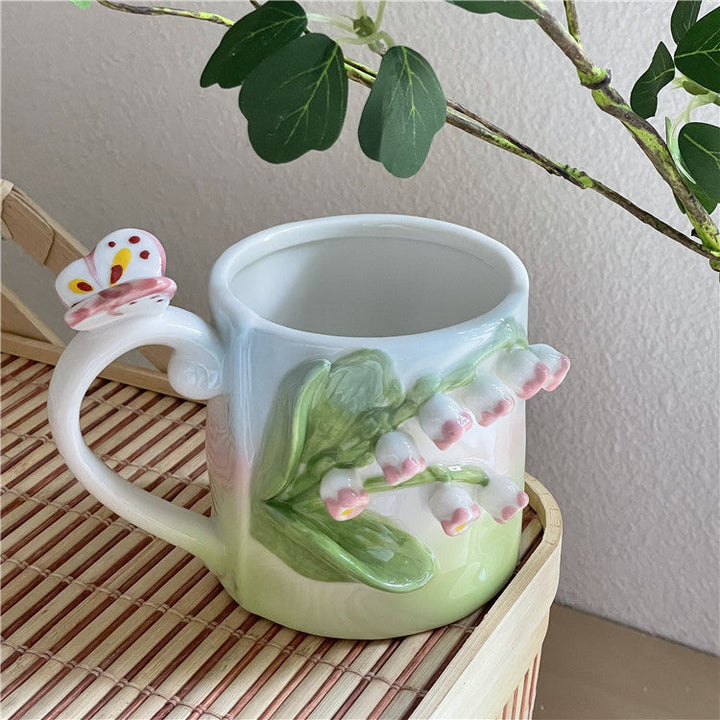 Håndmalet Keramisk Kaffe Kop med Blomsterdesign