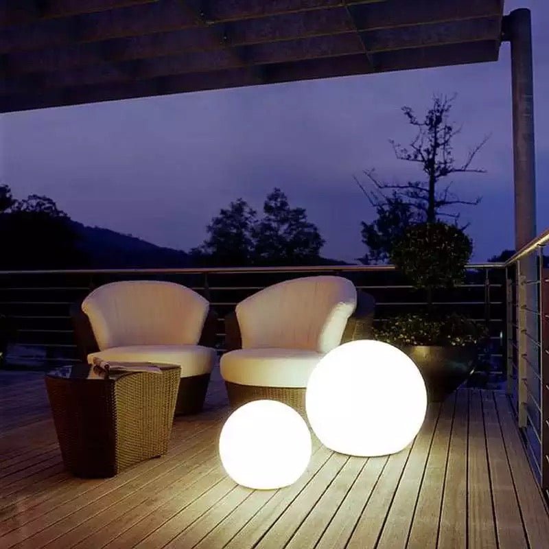 Genopladelig LED Lampe med 16 Farver og Lysindstillinger