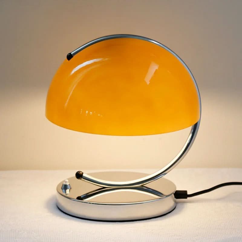 Svampeformet Glas Bordlampe i Skandinavisk Design