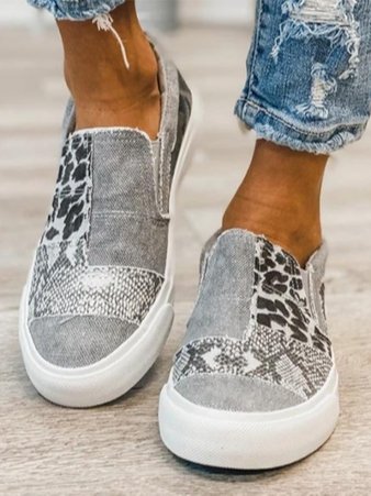 Maria | Dame Sneakers med lav skaft og patch-design