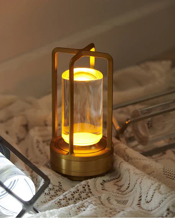 Genopladelig Nordic LED Bordlampe med Berøringskontrol