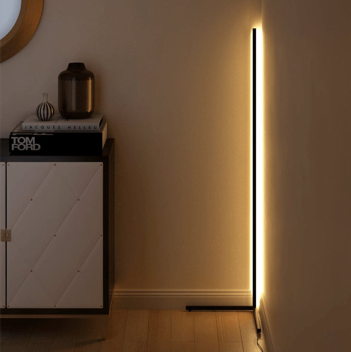 Moderne LED Gulvlampe med RGB Farvejustering og Fjernbetjening