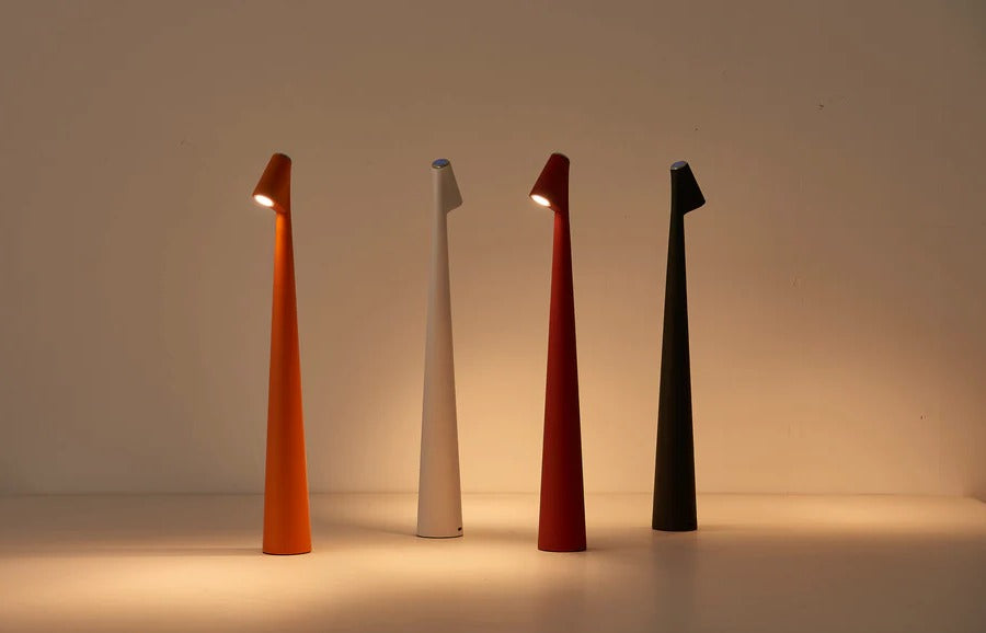 Trådløs LED Bordlampe med Touch Dæmpning i Aluminium