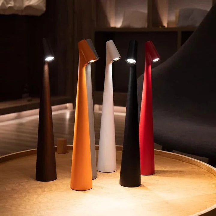 Trådløs LED Bordlampe med Touch Dæmpning i Aluminium