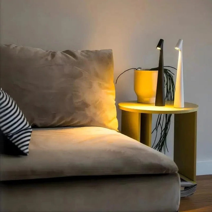 Trådløs LED Bordlampe med Touch Dæmpning i Aluminium