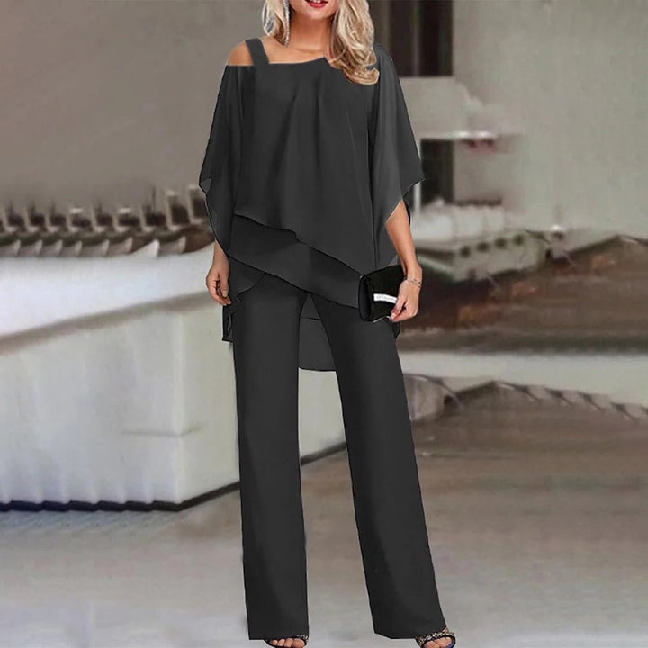 Celeste | Kvinders Chiffon Overlay Jumpsuit med Kold Skulder og Bred Ben