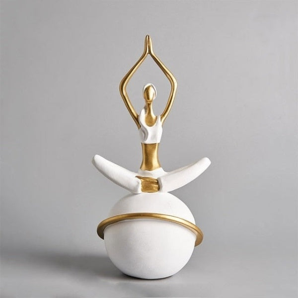 Moderne Harpiks Skulptur af Mediterende Kvinde