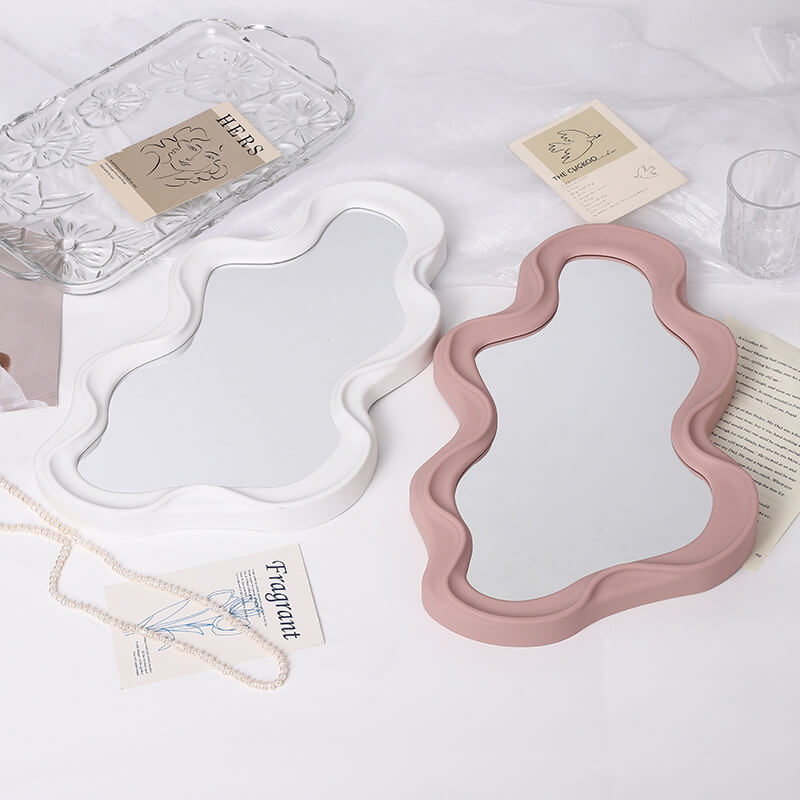 Asymmetrisk Bølge Spejl i Pastel Design