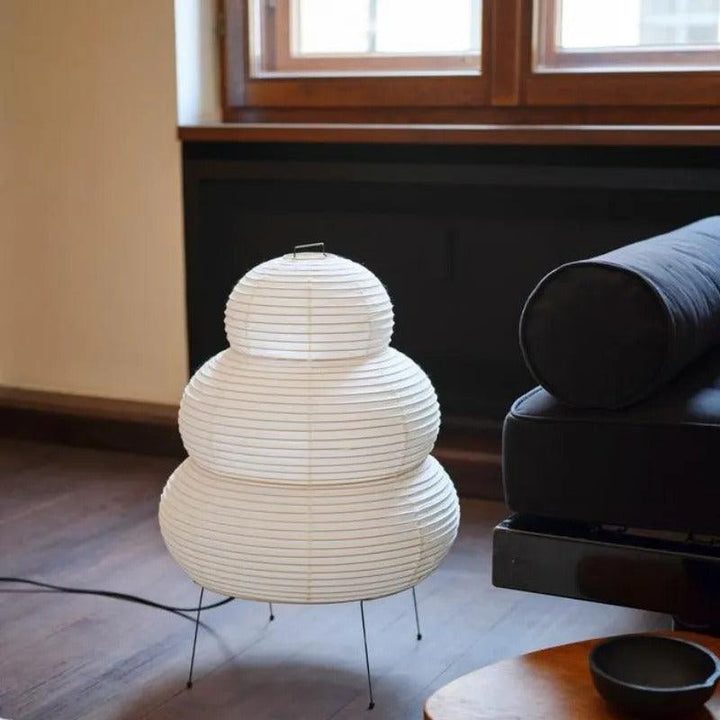 Japansk Snemand Bordlampe i Hvidt Papir