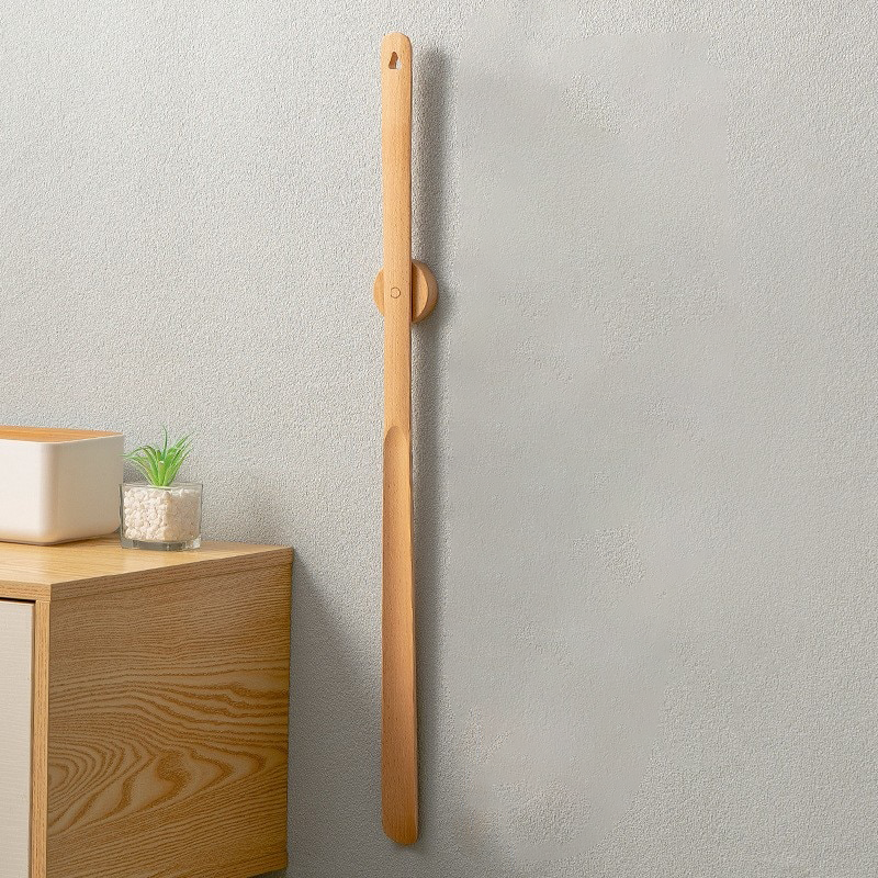 Elegant Træ Skohorn med Lang Håndtag og Magnetisk Opbevaring