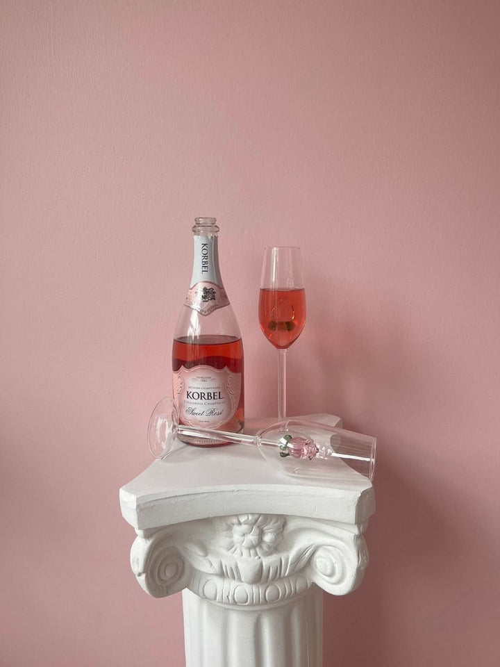 Håndlavede Champagneglas med Rosedesign - Elegant Tulipanformet Glas