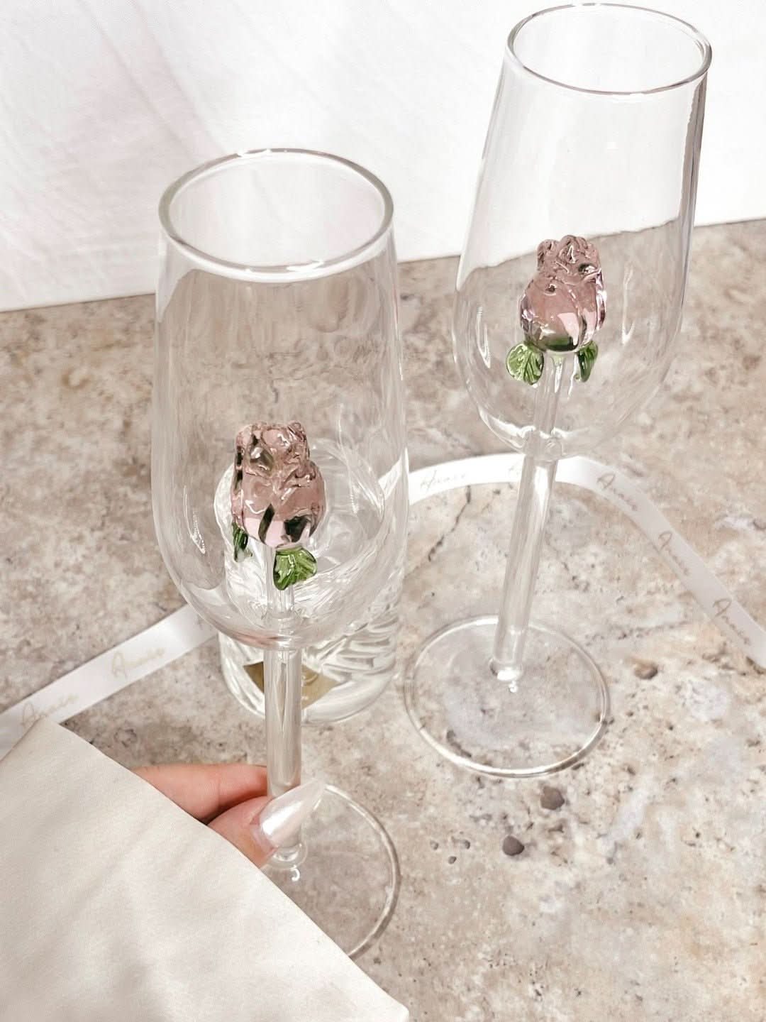 Håndlavede Champagneglas med Rosedesign - Elegant Tulipanformet Glas