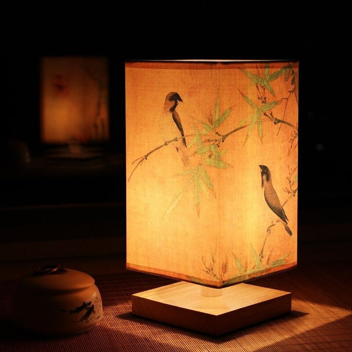 Japansk Inspireret Bordlampe med Stofskærm