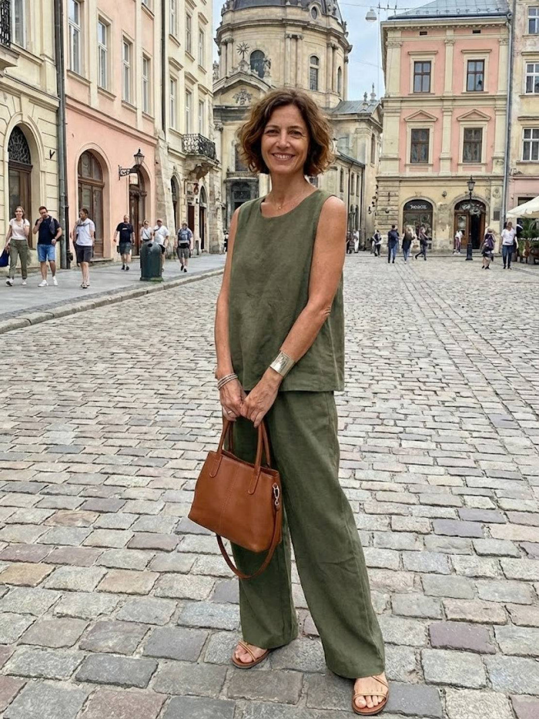 Olivia | Kvinders ærmeløs tanktop og bukser med bred ben