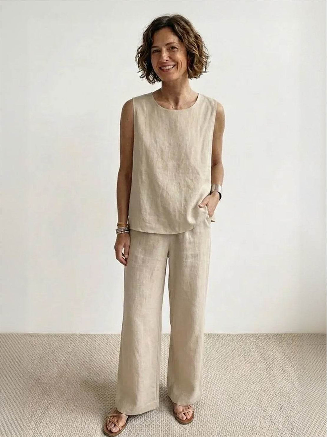 Olivia | Kvinders ærmeløs tanktop og bukser med bred ben