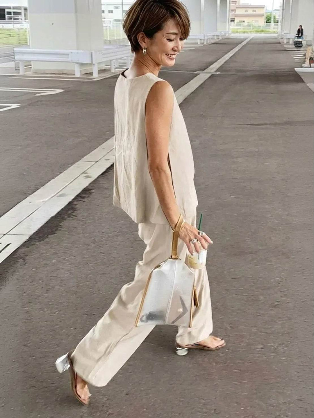 Olivia | Kvinders ærmeløs tanktop og bukser med bred ben