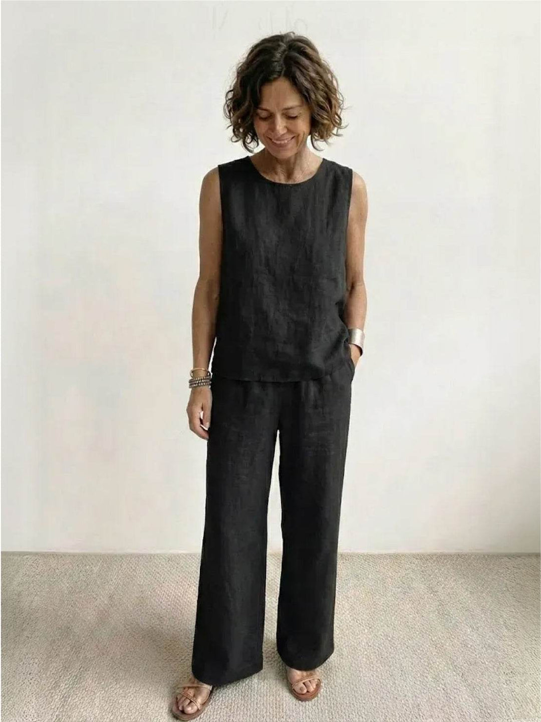 Olivia | Kvinders ærmeløs tanktop og bukser med bred ben