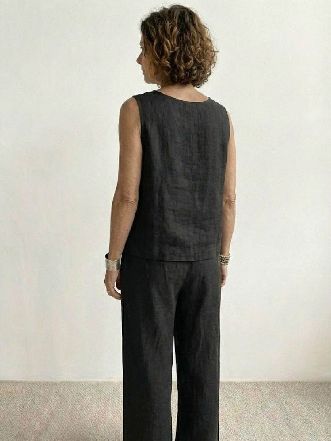 Olivia | Kvinders ærmeløs tanktop og bukser med bred ben