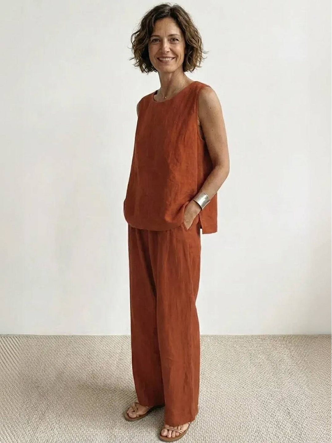 Olivia | Kvinders ærmeløs tanktop og bukser med bred ben