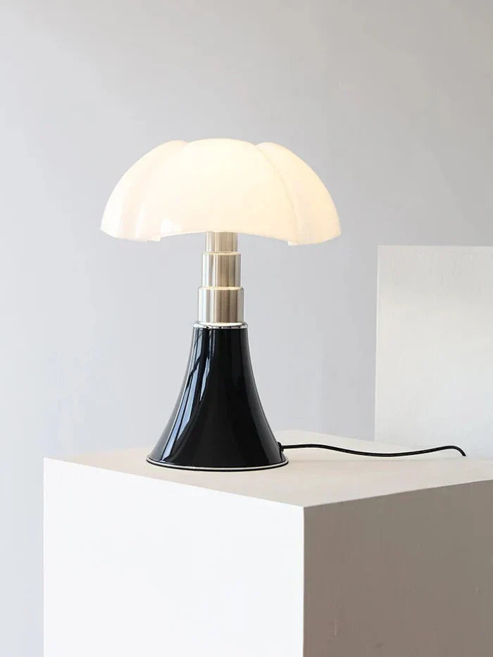 Justerbar Blomsterbordlampe med Dæmpbar LED