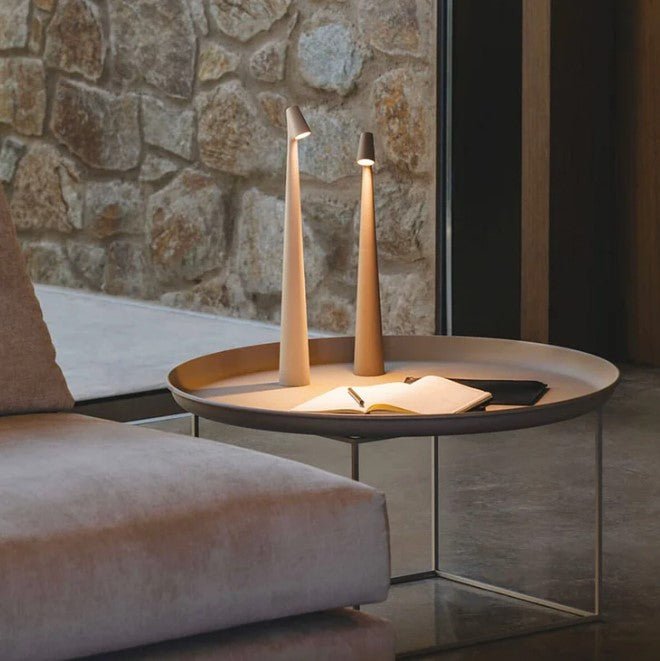 Trådløs LED Bordlampe i Skandinavisk Design