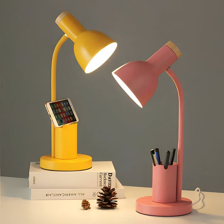 LED Skrivebordslampe med Justerbare Lysindstillinger og Penneholder