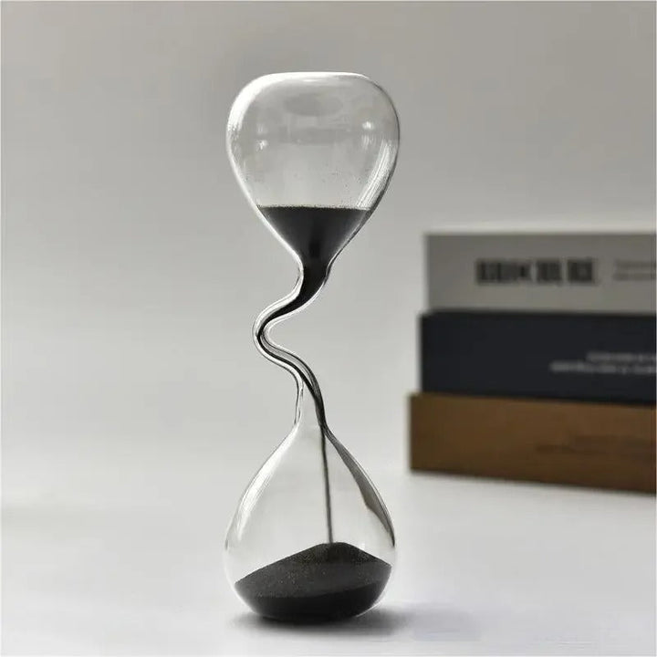 Buet Glas Timeglas med Sort Sand