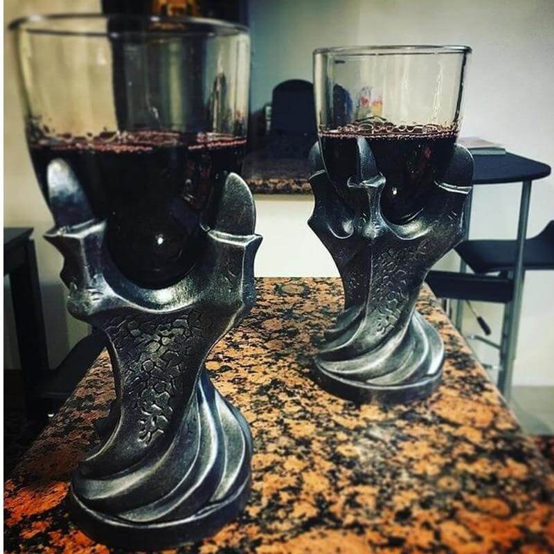 Drageklø Vinglas i Glas og Harpiks