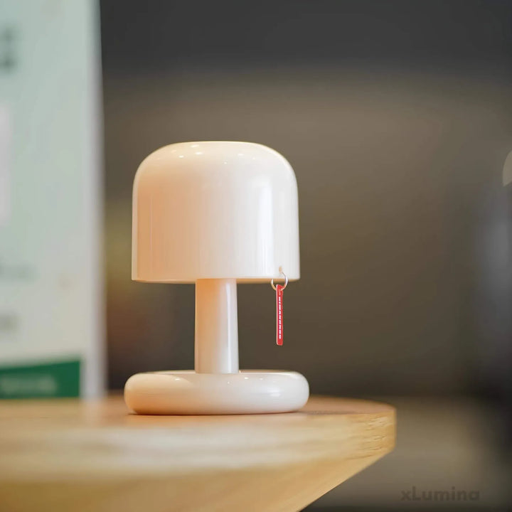 Elegant Solnedgangs Bordlampe med Varm Hvid Lys