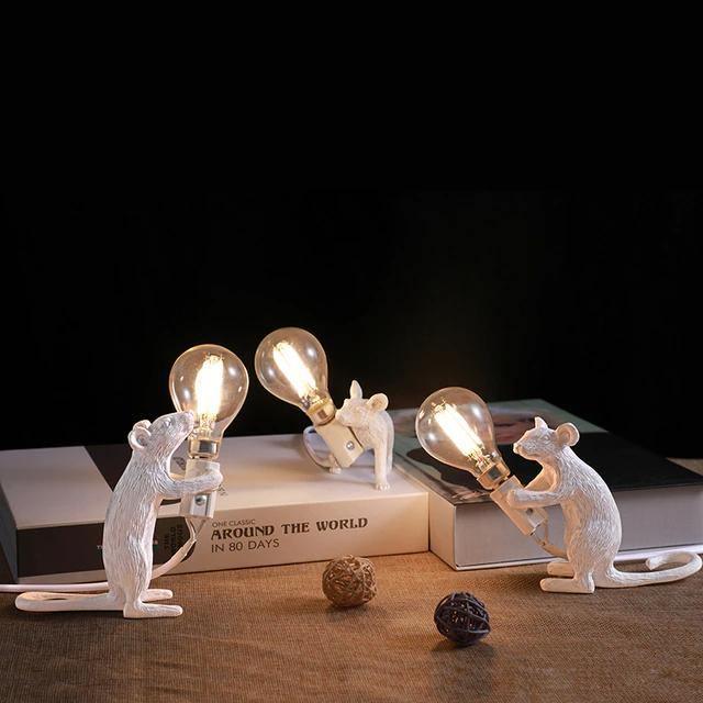 Guld og Hvid Muse Lampe med Unikt Design