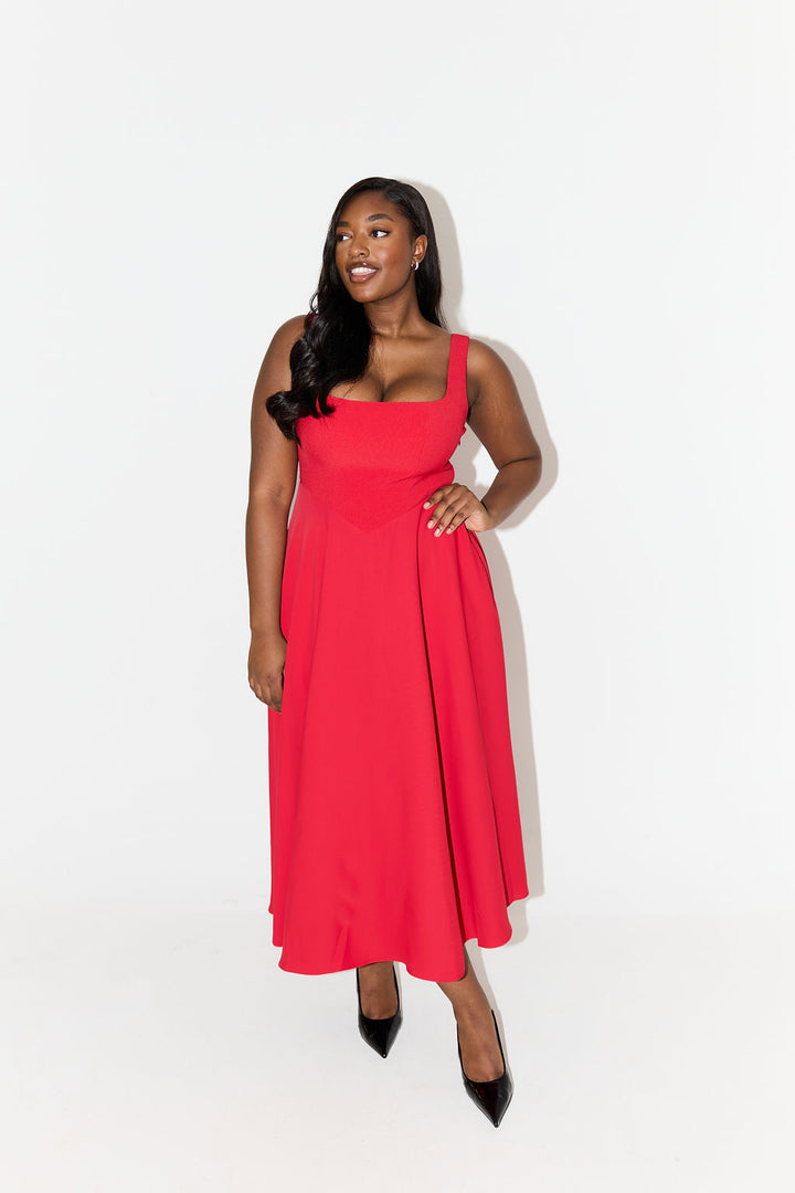 Angela™ | Tidløs Flowy Midi Kjole