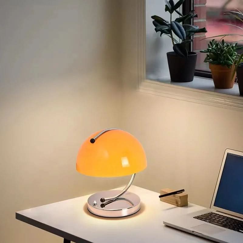 Svampeformet Glas Bordlampe i Skandinavisk Design
