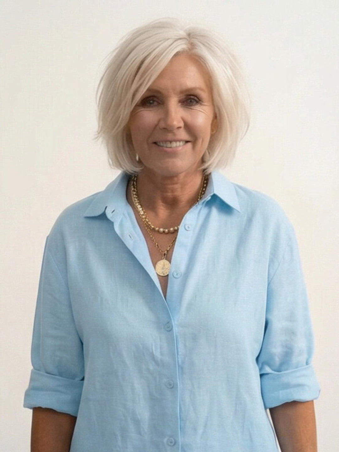 Vivian | Kvinders afslappede skjorte med knap og bukser med bred ben