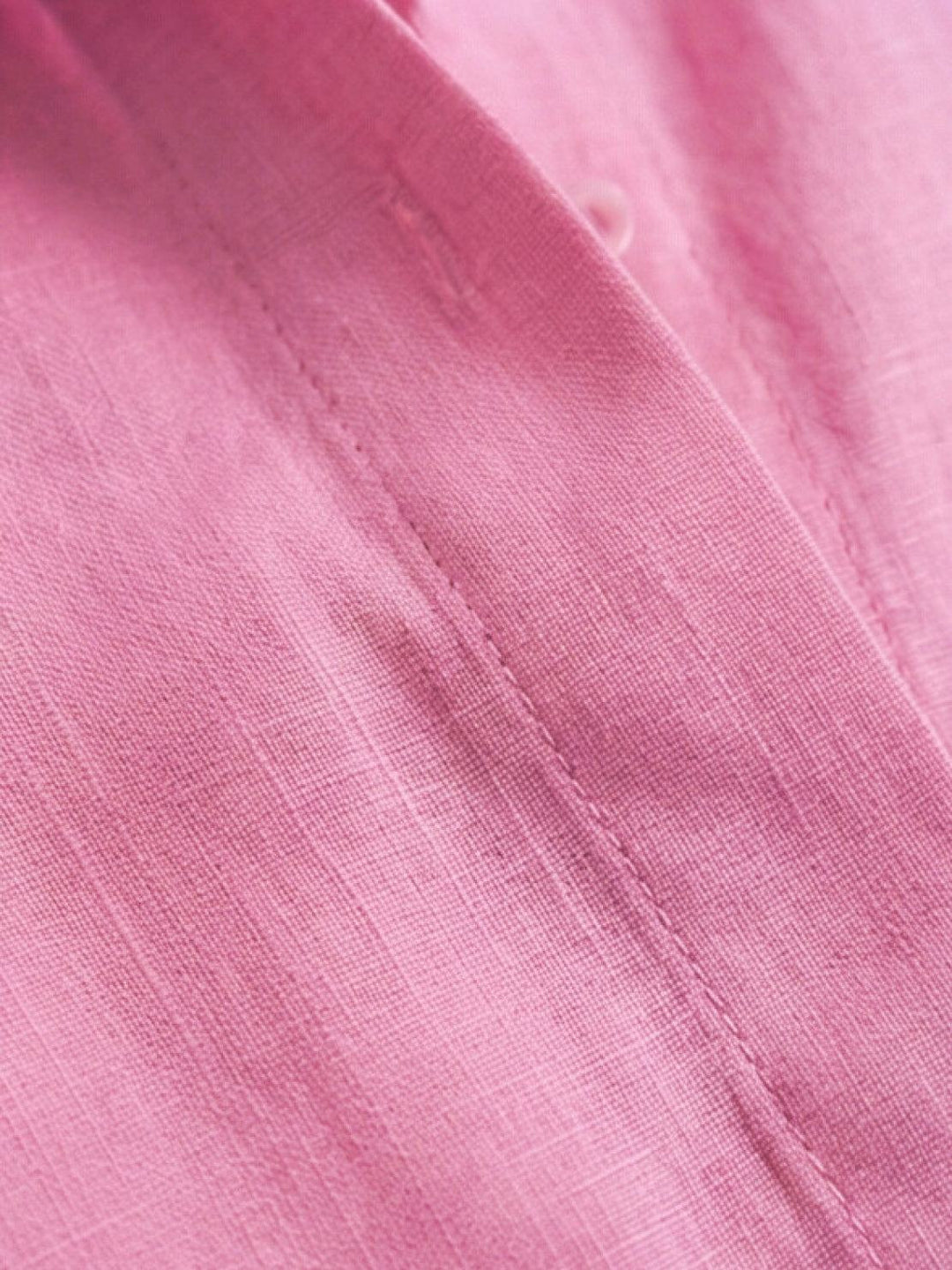 Vivian | Kvinders afslappede skjorte med knap og bukser med bred ben