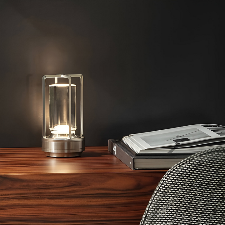 Vandtæt Bærbar Bordlampe med Justerbar Lysstyrke og Genopladeligt Batteri