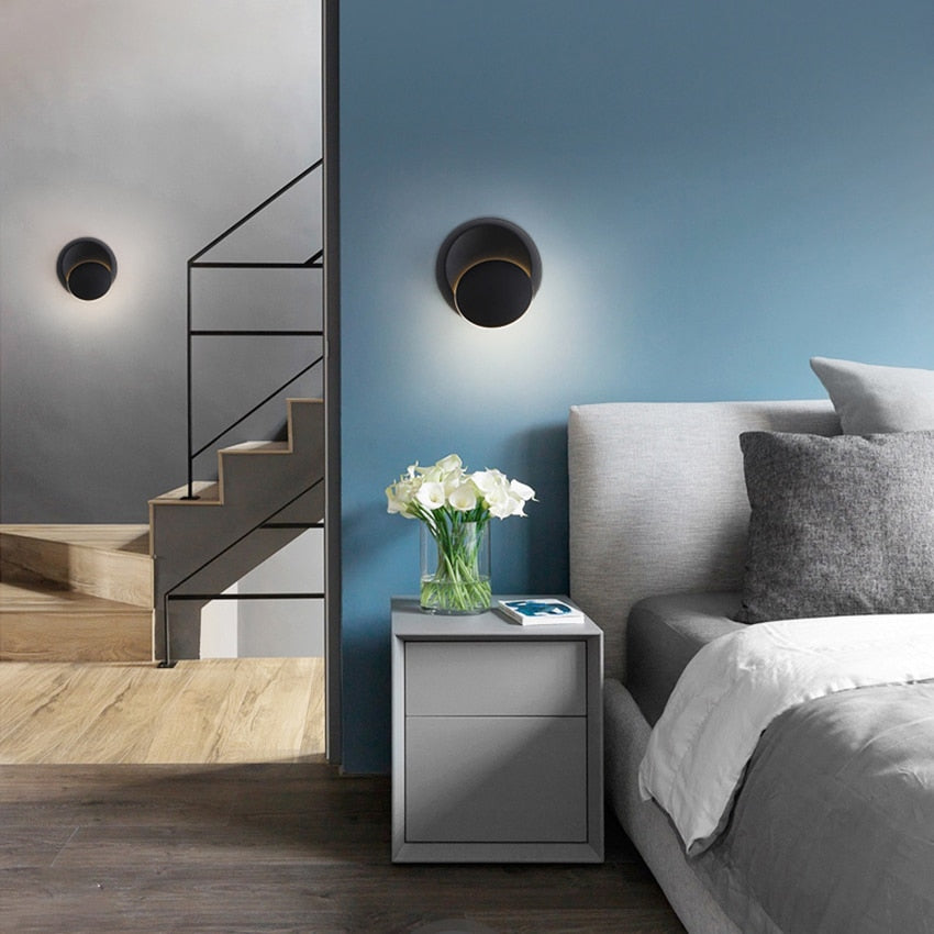 Moderne LED Væglampe med Frostet Glas og Aluminiumhus