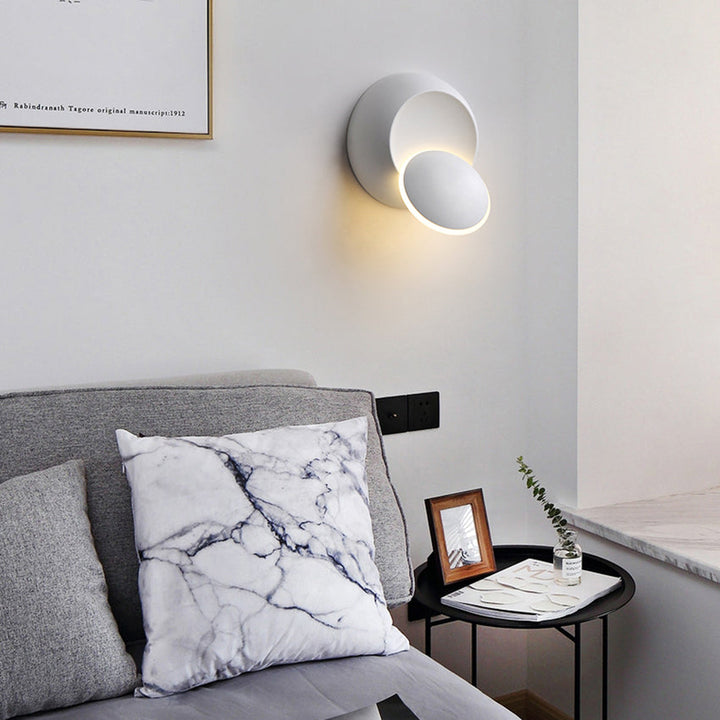 Moderne LED Væglampe med Frostet Glas og Aluminiumhus