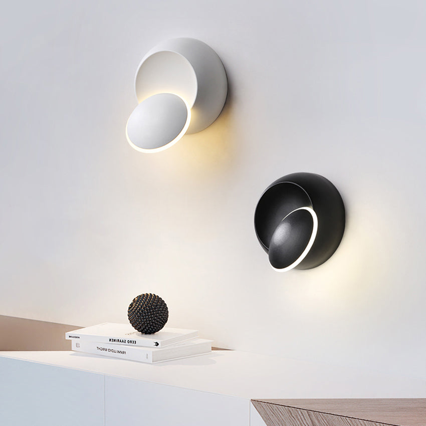 Moderne LED Væglampe med Frostet Glas og Aluminiumhus
