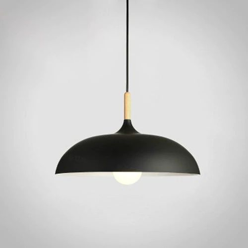 Pastel Pendel i Metal og Træ med Justerbar Ledning