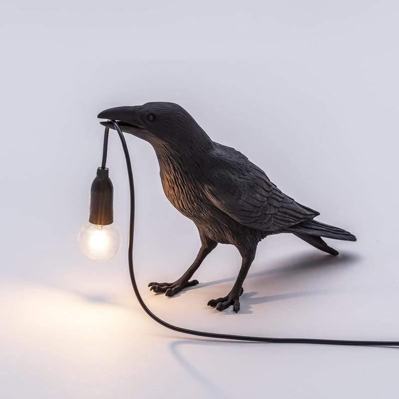 Elegant Ravn Fuglelampe med Varm Glødende Øjne