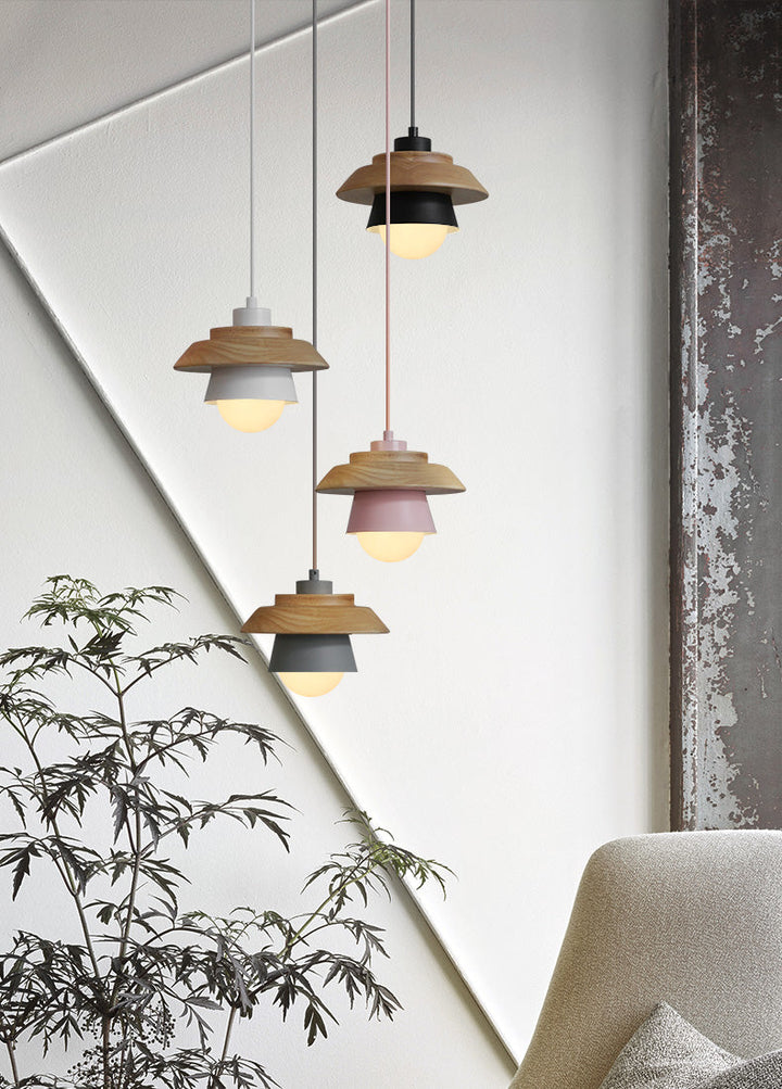 Nordisk Pendellampe i Aluminium og Træ