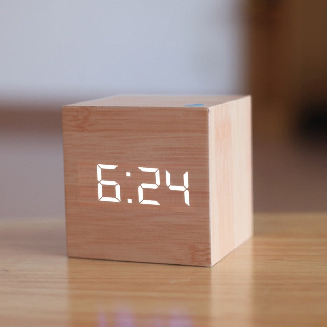 Mini Digital LED Ur med Alarm og Temperaturdisplay